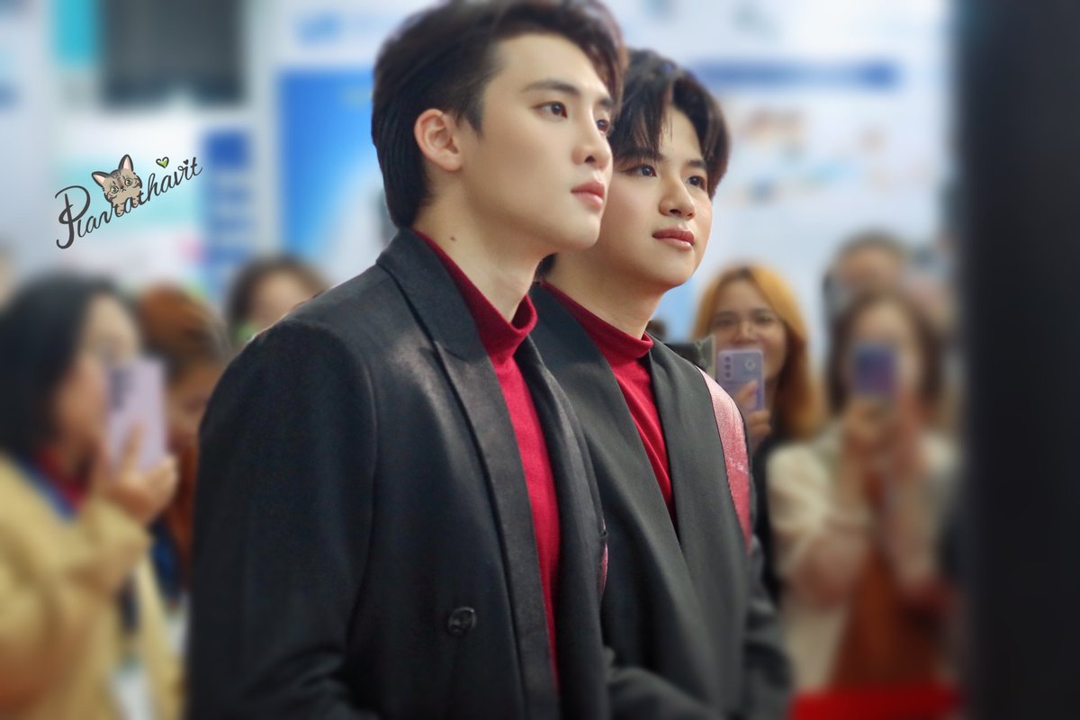 5周年快乐💚💙

#5thANVwalkWithU2wish