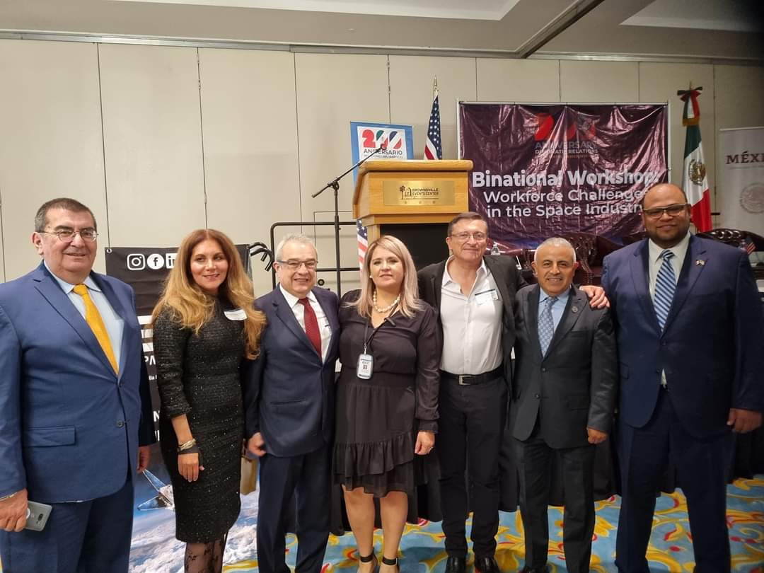 FUMEC_ORG's tweet photo. Ing. Eugenio Marín, CEO de FUMEC, participó en panel sobre habilidades y requisitos de la fuerza laboral para la industria espacial durante el taller binacional sobre desafíos laborales en dicho sector que tuvo lugar en Brownsville, Texas. #SectorEspacial #Oportunidades https://t.co/DvXoHahB8H