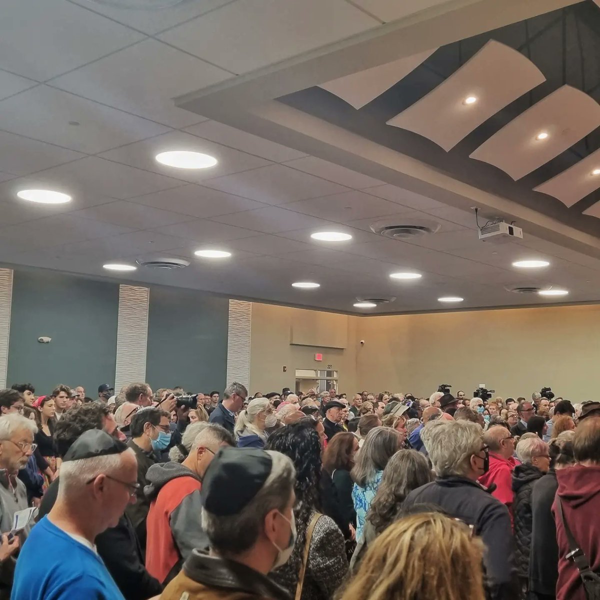 Thank you to the hundreds of wonderful people of Rhode Island, the legislators and elected officials for the warm embrace last night to the State of Israel and its people. Your support has lifted our spirits in these dark times.

A special thank you to our friends at the