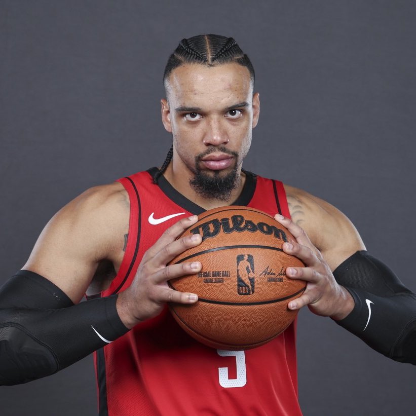 Dillon Brooks in his Rockets debut tonight:

0 Points
2 Fouls
1 Cheap Shot 
1 Ejection

HE’S BACK 😈😈😈