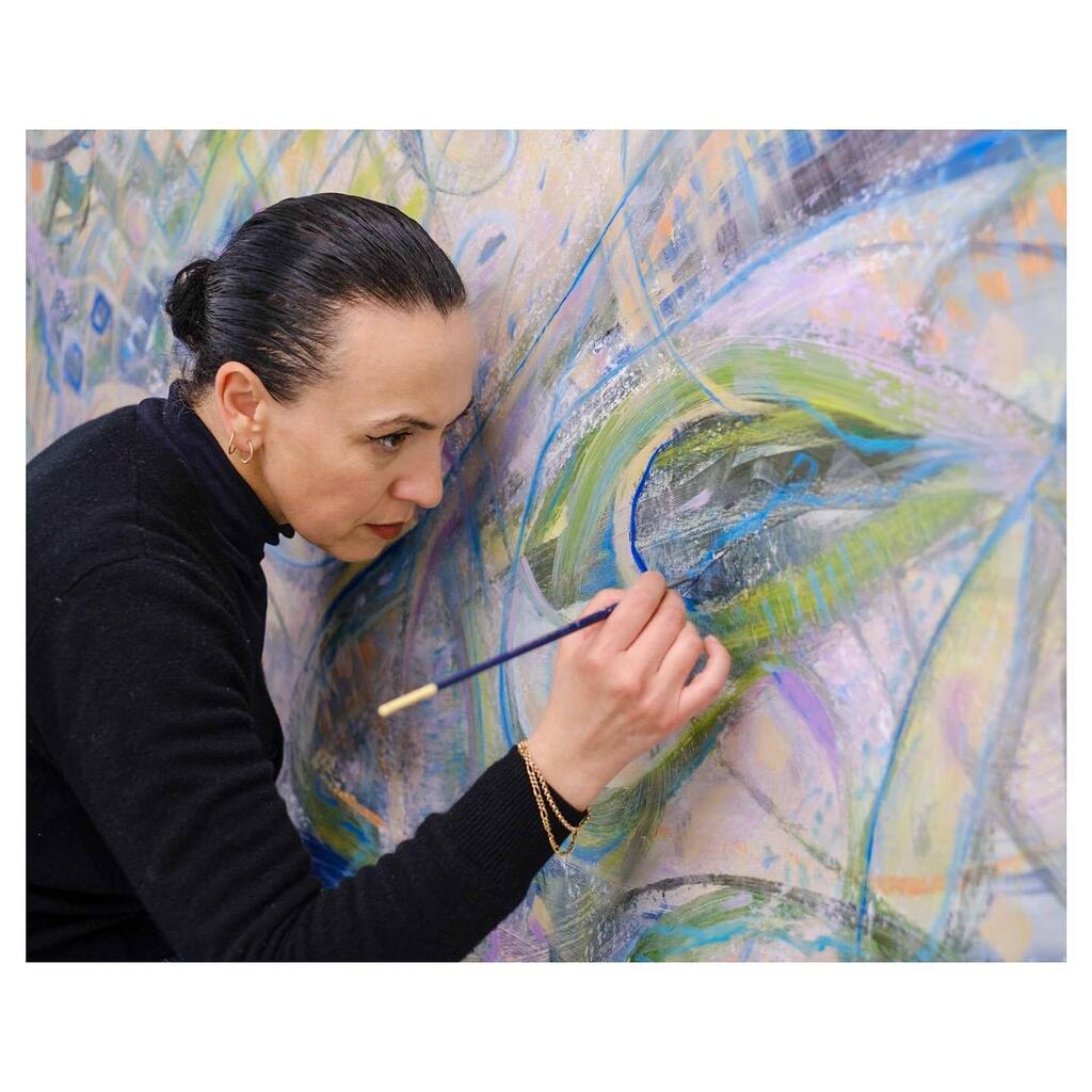 mrdanielavard's tweet photo. Such a joy to join @anthea_vayonitis at @rmit_art to document for MFA series. Here’s a tiny selection of her MFA body of work

#rmitart #rmitmfa #melbourneartist #artdocumentation #artistportrait #melbourneartist #abstractpainting #spiritualart https://t.co/eg6Q7eSobD
