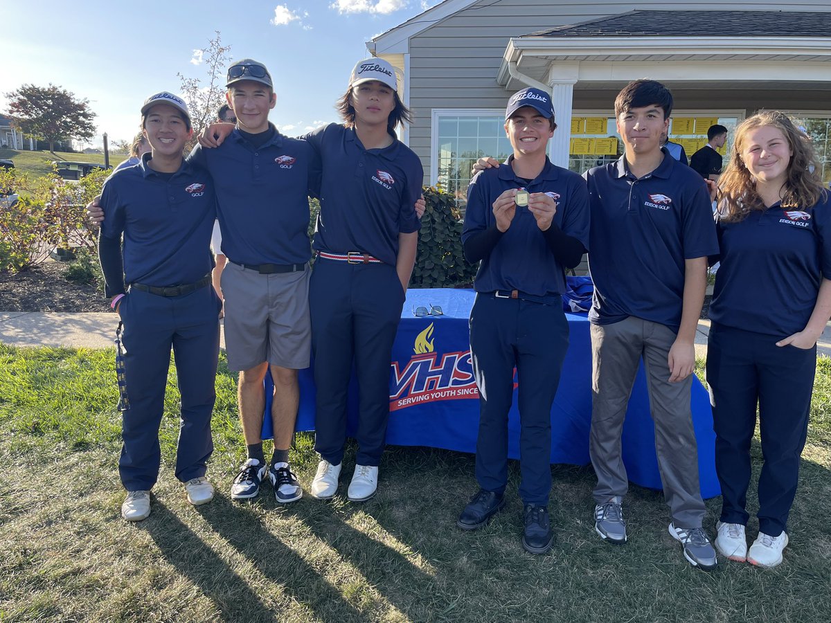 EdisonHSEagles's tweet photo. Congratulations to Edison High School’s golf team and Owen Love, golf state champion! #EaglePride @graceetayloredd @MsMBStarkey @FCPSR3 @Mrs_AJBurke @monica_bentley1 @CaitlynSaxton @EdisonHS_sports https://t.co/KAIpyE8KNG