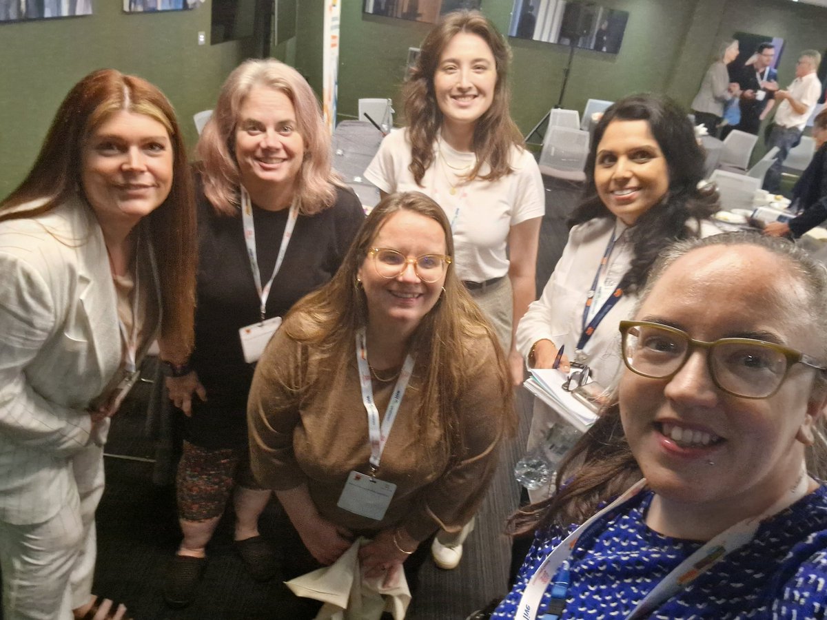 Aileen Blake tweet media