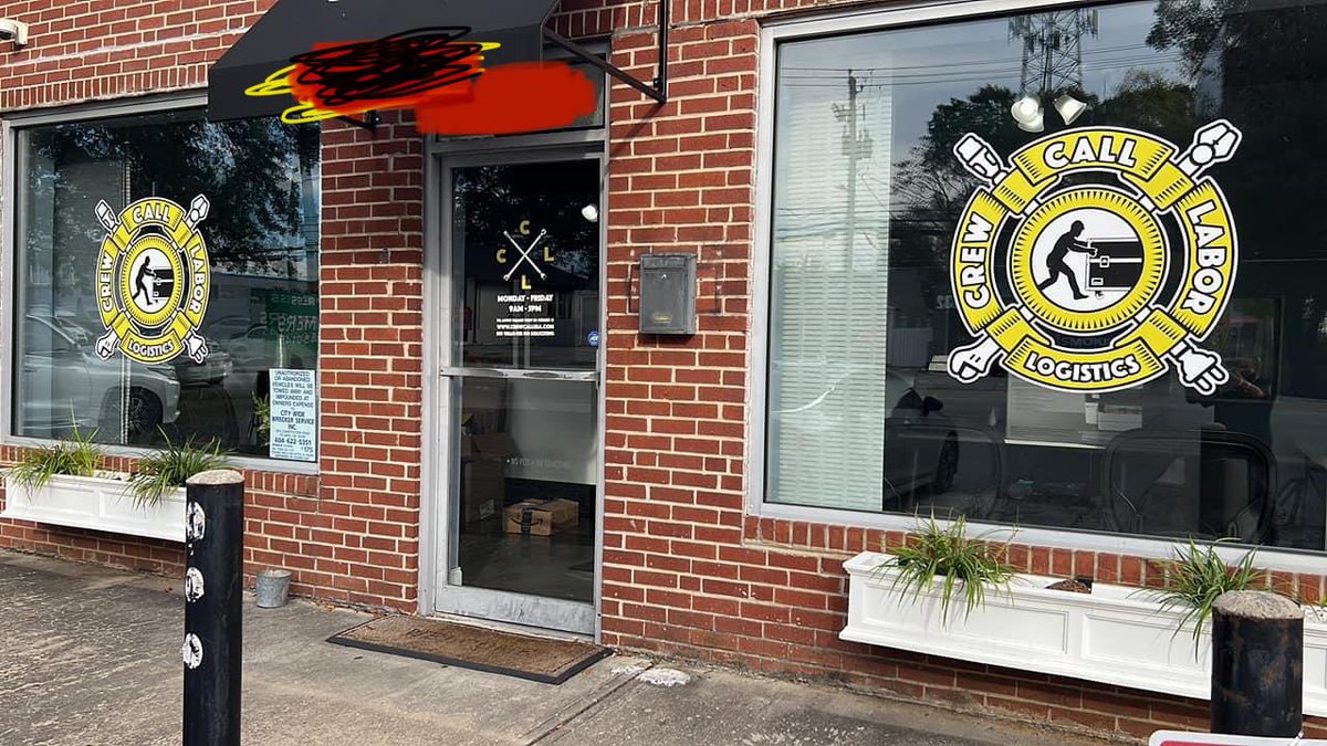 ProductionDude_'s tweet image. Finally got us an office! #CrewCall 🤟🤘🏽