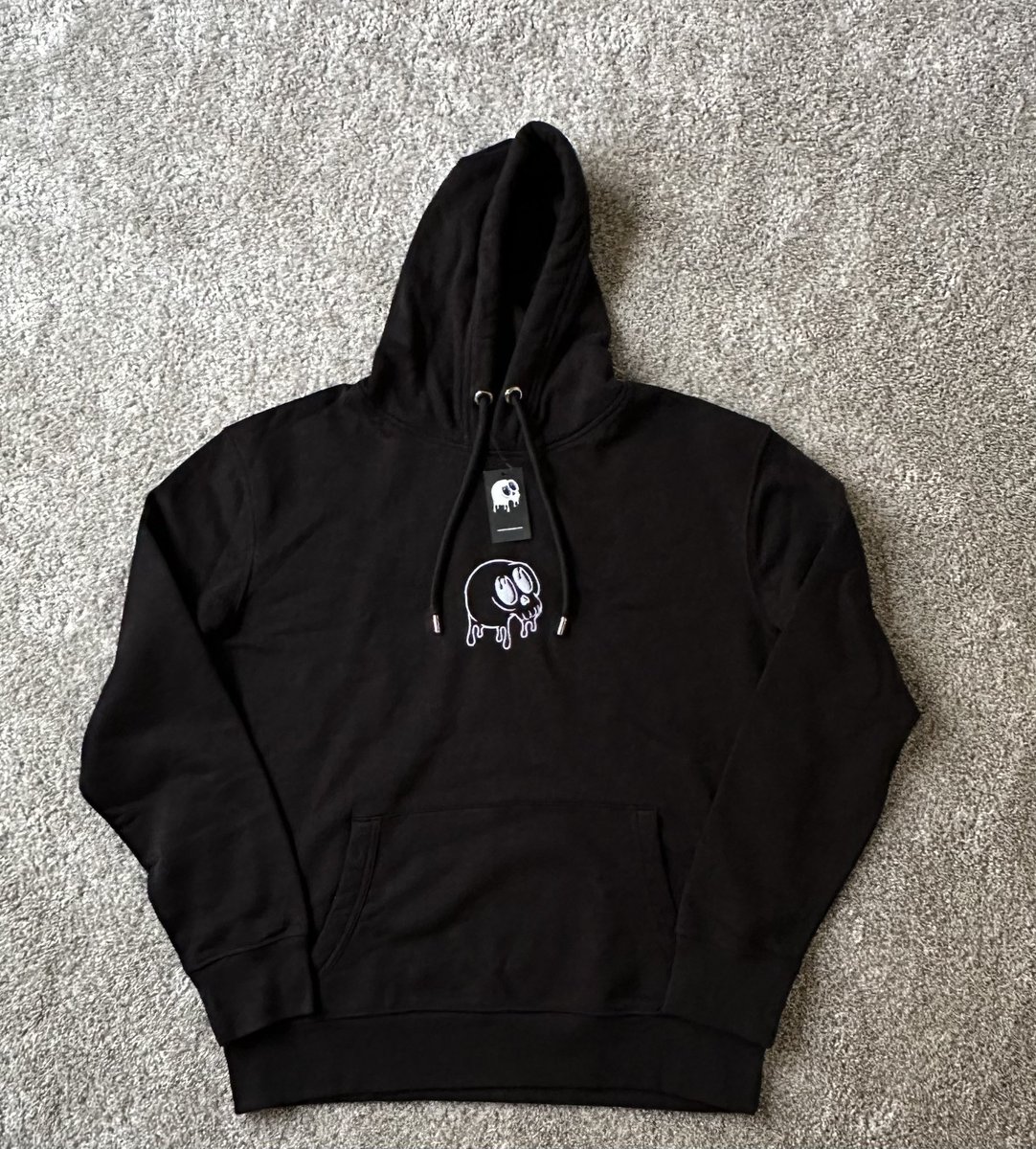Just got my <a href="/creepycreams/">creepycreams</a> hoodie in today 🥳 super nice quality 🦾 love the logo and feels fancy since it was imported 😂 @akio_meta