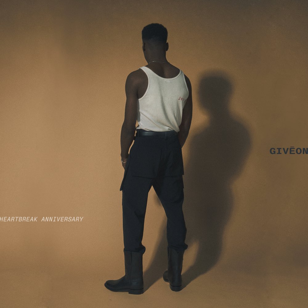 chartdata's tweet photo. .@giveon's "HEARTBREAK ANNIVERSARY" has now surpassed 1 billion streams on Spotify. https://t.co/avUQWNGiTZ