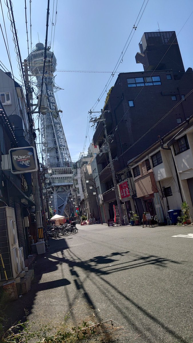 04jin10's tweet photo. この前行ったラーメン屋がめっちゃビリケン https://t.co/JylVnDb5zT