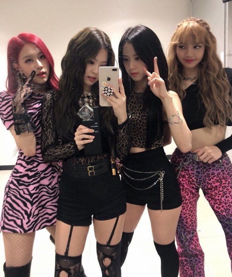 blckpinkpic's tweet photo. https://t.co/lpCgjrvyCf