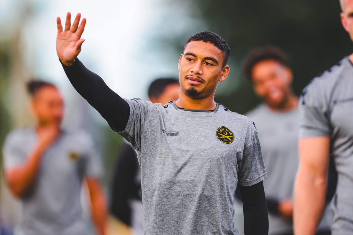 Chas_Battery's tweet photo. Good vibes at Patriots Point ahead of today’s Volvo Night Training Series session!

#CB93 | #YourTownYourClub https://t.co/TLVNK4htrO
