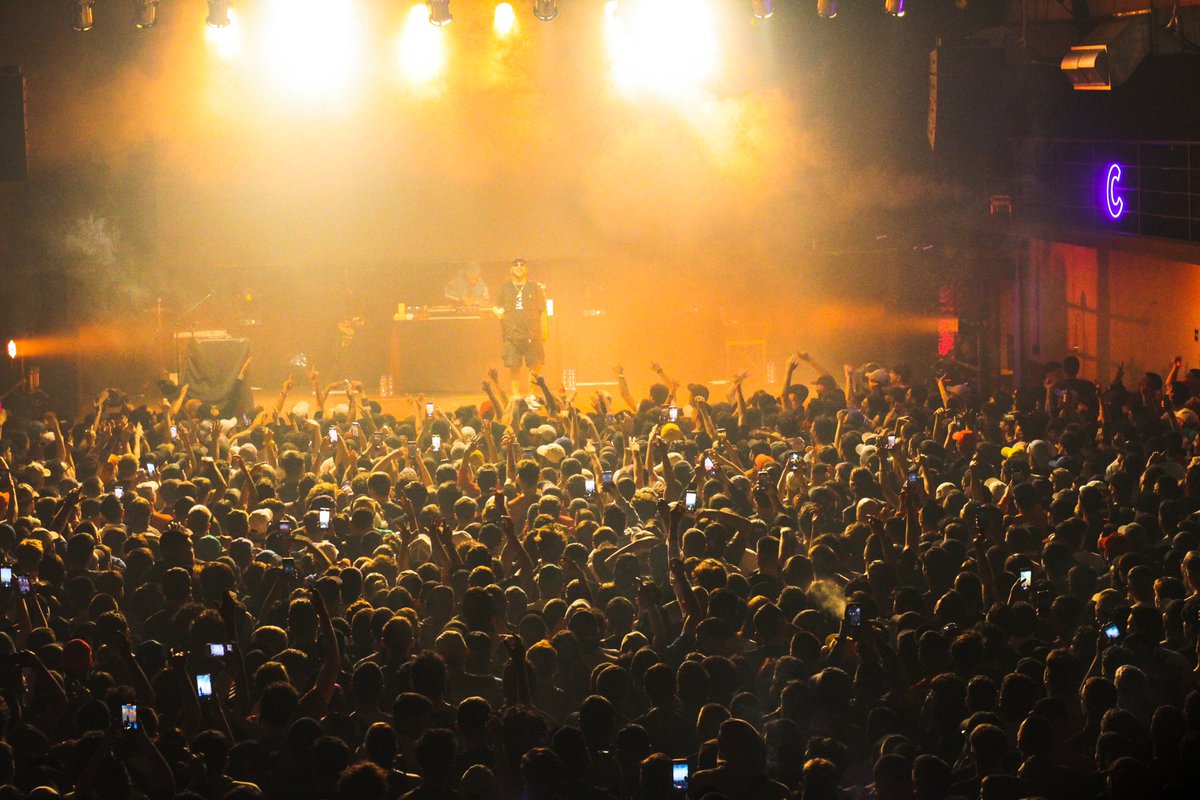 DanoZiontifik's tweet photo. GRACIAS ARGENTINA 🇦🇷🥹 casi 4000 personas entre el sold out del jueves y el show del domingo en el ArtMedia… no tengo suficientes palabras de agradecimiento para ustedes, para toda la gente que ayudó en el lado técnico y para los invitados de lujo que tuve 🥹😭

LOS AMO FUERTE https://t.co/Hb4N7wDgR2