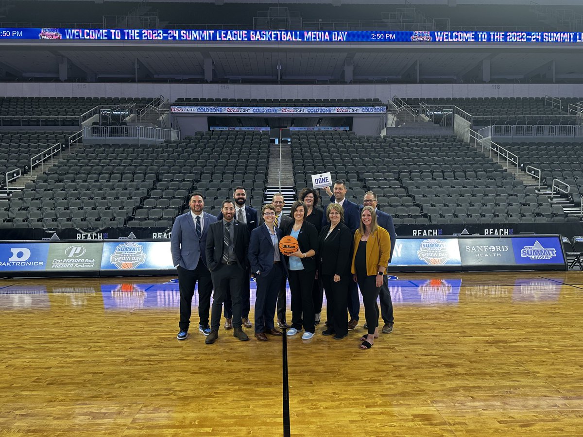 Done‼️

That’s a wrap on year one of adding a few bells and whistles to showcase our outstanding #SummitMBB and #SummitWBB programs at our Basketball Media Day.

@TheSummitLeague crew helped make it a special day for all involved 👏🏼