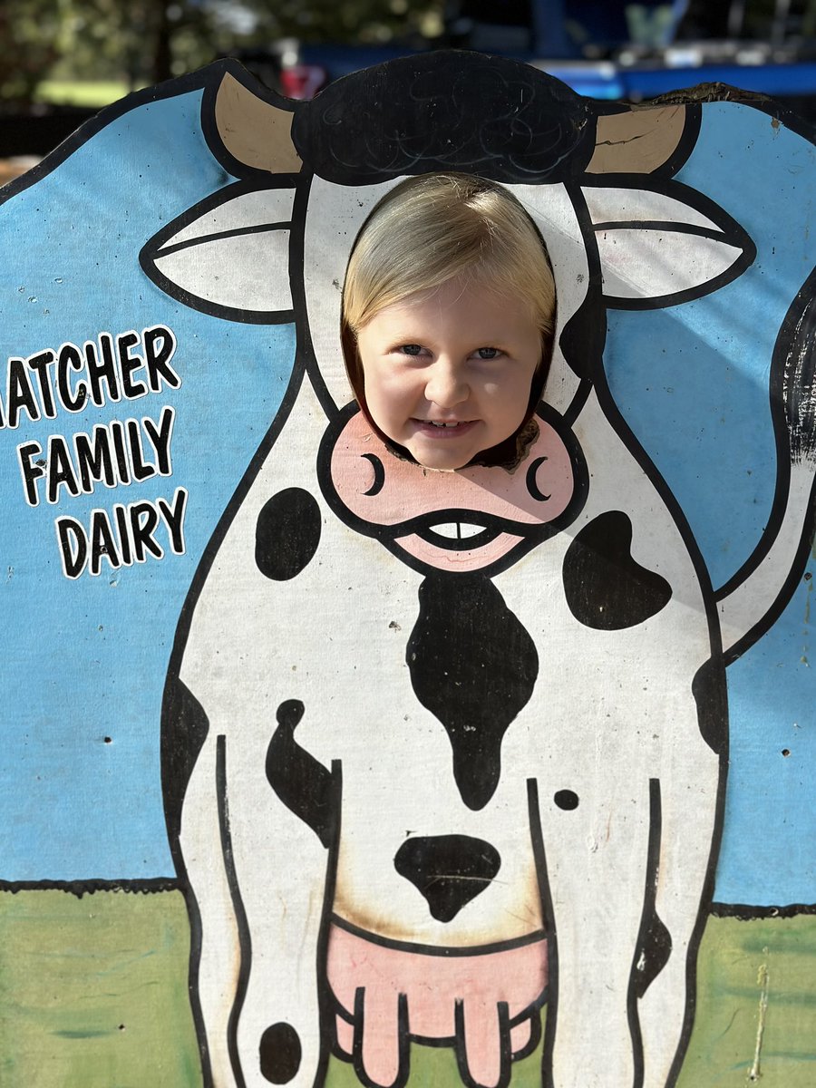 These 2 are long time fans of <a href="/hatcherfamdairy/">Hatcher Family Dairy</a>   They were very excited to finally visit the farm this weekend and confirm the claim of “Worlds Best Chocolate Milk”!