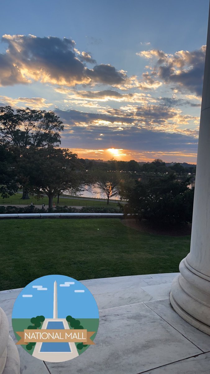 Jefferson memorial on this beautiful fall night !