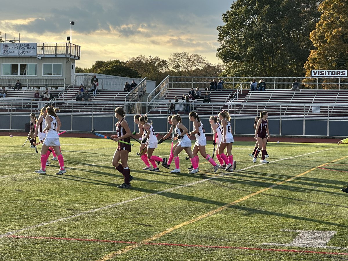 Field Hockey gets 2 goals from Gracie Lloyd and one from sister Mia Lloyd, win 3-0 vs Killingly to improve to 6-1-1 on the year👊🏑 @GameDayCT @GameTimeCT @GoECCAthletics @TheDayCTsports #ctfh