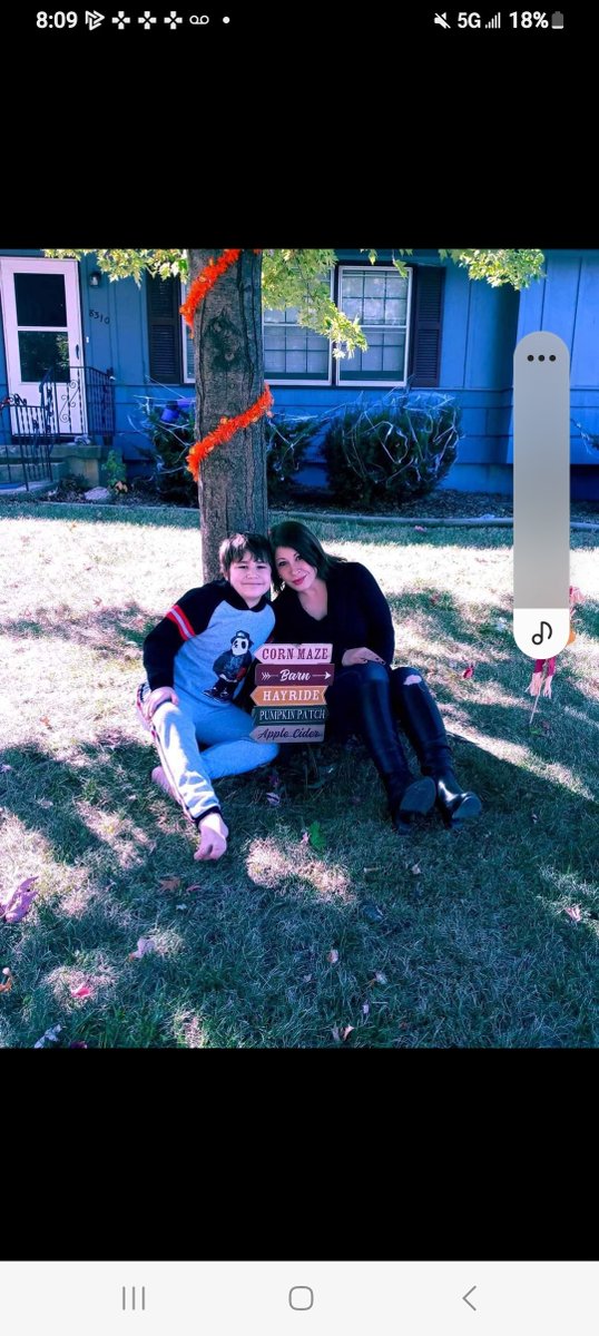 The last year I've been in unimaginable pain..my heart ripperour od me chest.  My abusive  ex of  18 years kidnapped my son and took him over 2000 miles away. I'm a great mom..I just didn't want to be with a  man who was going round take my life one day indefinitely..please help