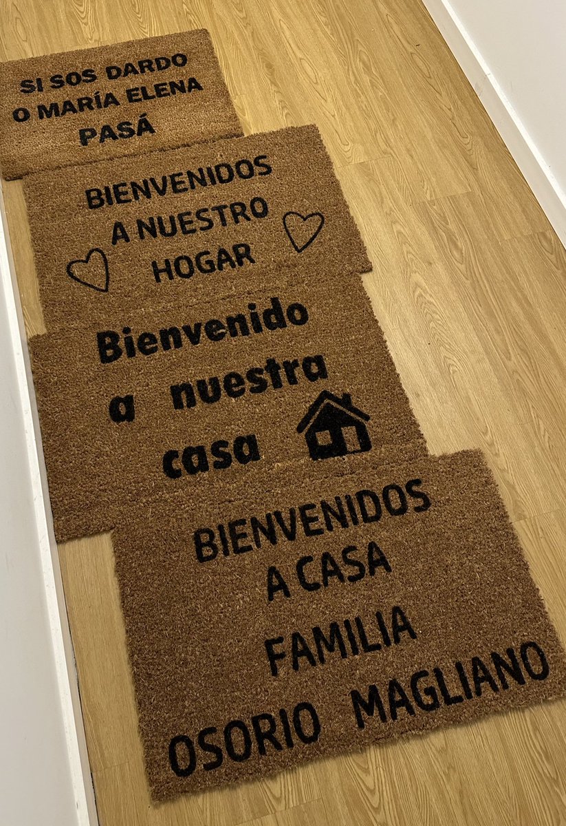 bent29a's tweet photo. Estoy vendiendo alfombras para la entrada de sus hogares! Las pinto con mucho amor y paciencia. Me dan una re mano con un rt y siguiéndome en Instagram @ alfombras.ap https://t.co/zXBT31VA9q