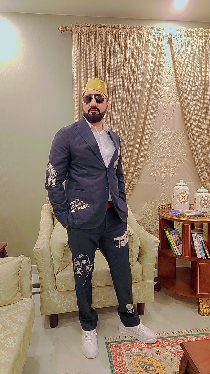 OK_OmarKhan's tweet photo. After Innovation Factory Successful Event In Islamabad Some Clicks ❤️

#Innovationfactory #Bulleto #thecryptomachine #omarkhanok #Brand https://t.co/NgenYb8Am7