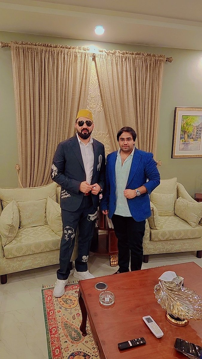 OK_OmarKhan's tweet photo. After Innovation Factory Successful Event In Islamabad Some Clicks ❤️

#Innovationfactory #Bulleto #thecryptomachine #omarkhanok #Brand https://t.co/NgenYb8Am7