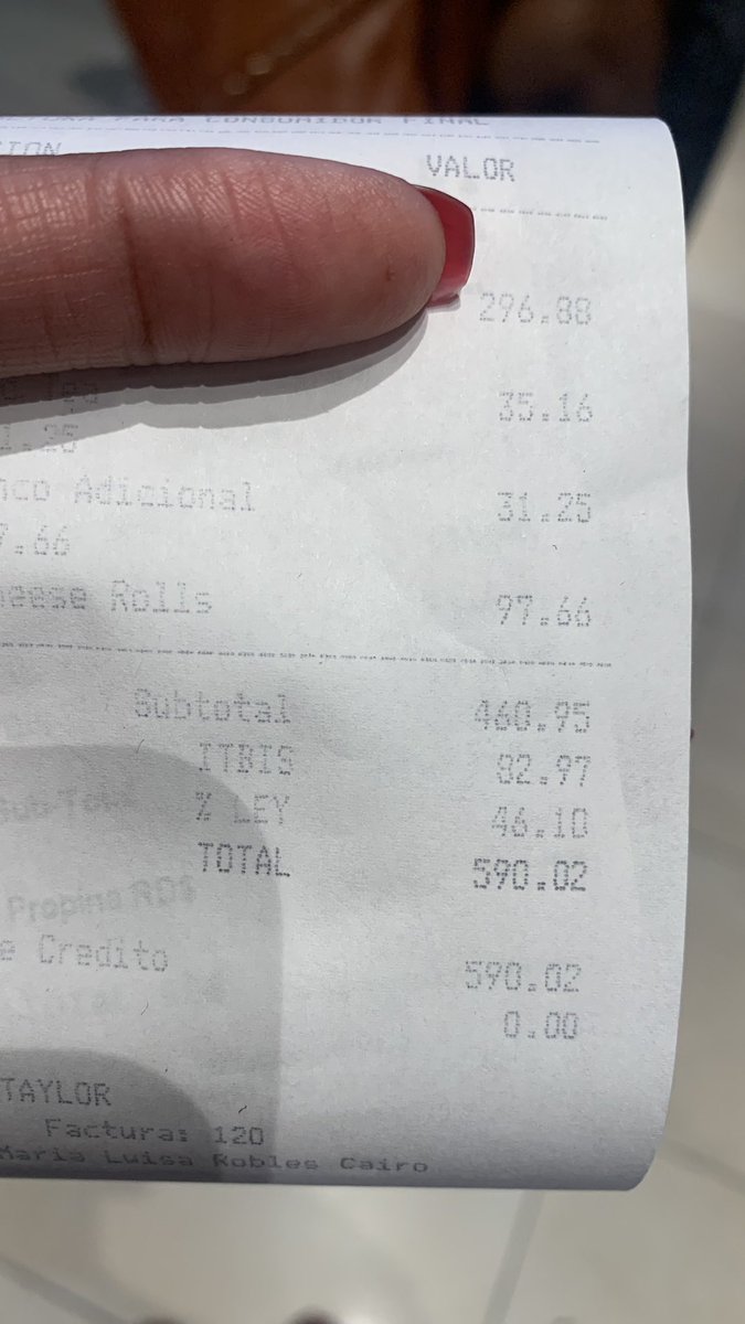 rossettetay_'s tweet photo. Wow papa Dio! Uno paga 600 pesos por cosas que cuestan 300 o 400 porque lo demas es todo de impuestos 🤧 https://t.co/FGKmqyVVVN