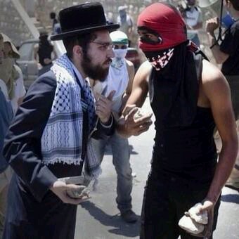 adveniat2's tweet photo. True #Judaism rejects #zionism, becoz #ZionismIsTerrorism. True #Jews stand with #Palestine!

#FreePalestine
#FreeGaza
#PalestineUnderAttack
#GazaUnderAttack
#ICC4Israel
#ICC4EU
#ICC4USA
#IsraeliWarCrimes
#IsraelIsATerroristState
#Dismantle_Israel_Now
#Gaza
#StopIsraeliApartheid https://t.co/A2KMMyQ1It