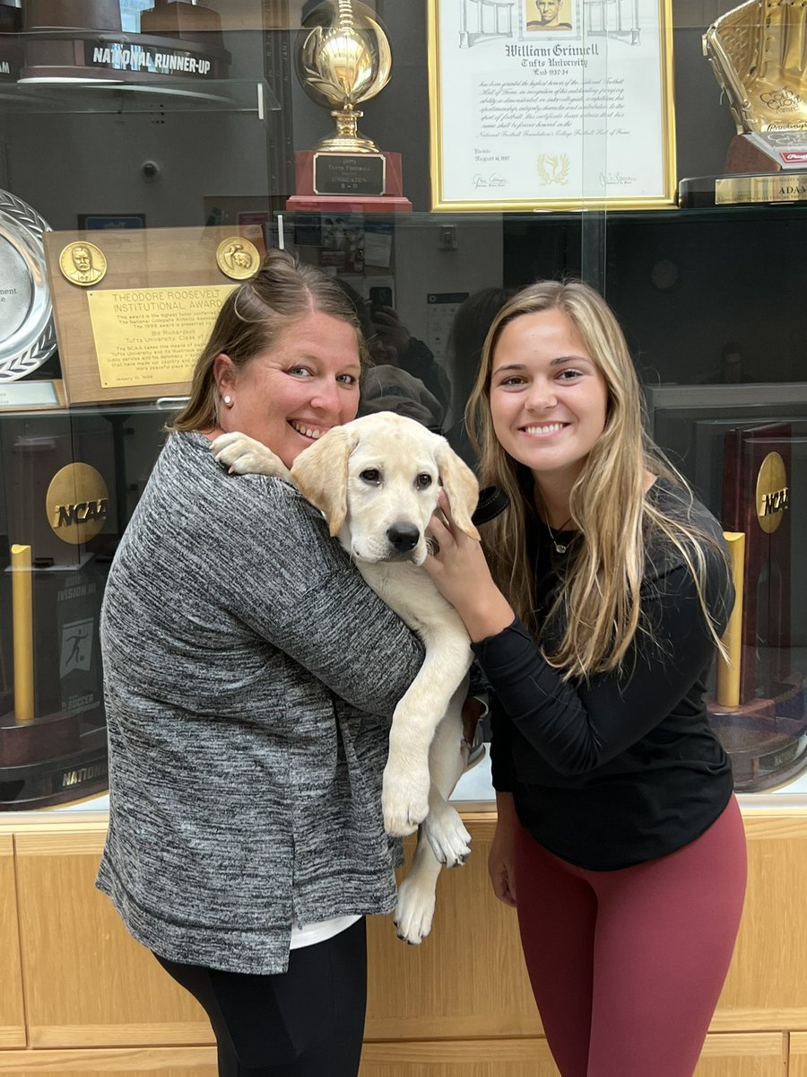 I had an amazing time on my official visit to Tufts University! Thank you to <a href="/CoachEbs/">Lauren Ebstein</a> and her wonderful team. I ❤️ Wrigley(cutest pup ever)! #GoJumbos🩵