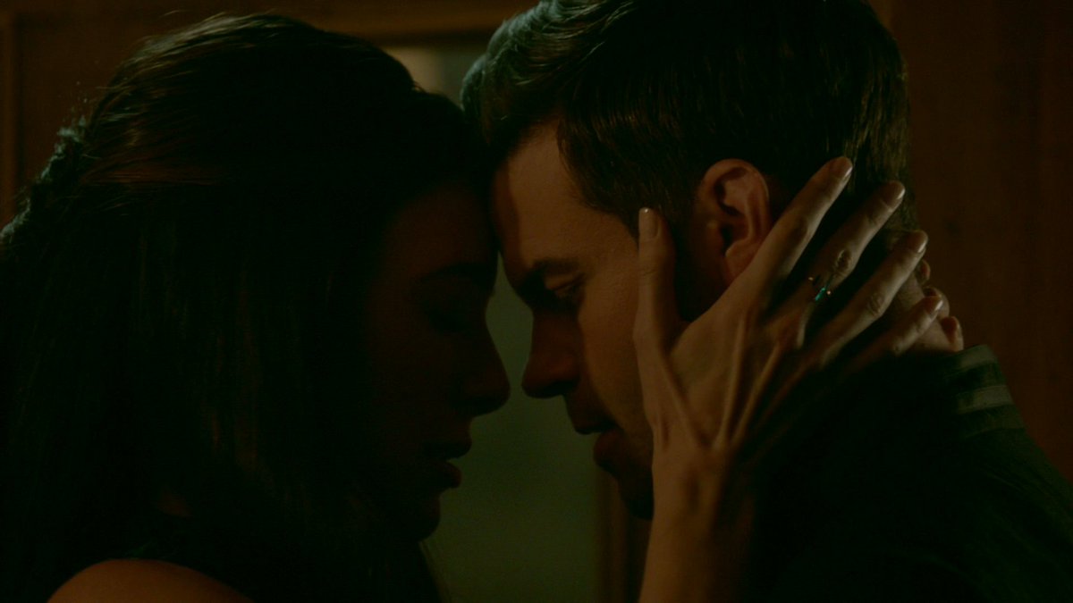 Jaime Murray Fans tweet media