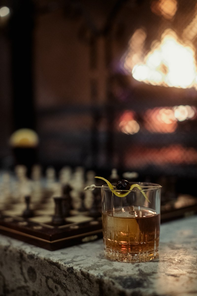 Ahh — the Smoked Maple Old Fashioned sounds good right about now. Does anyone else want to join us by the fireplace at The Great Hall? 🍂

#JasperParkLodge #AdventureHere #ThisIsCanada
