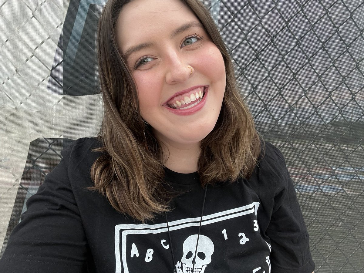 MsScamardoHJH's tweet image. Nothing like Husky football on a cool afternoon! Let’s go Huskies!💙🐺 #wearehaskett