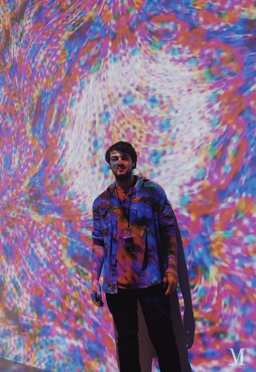 DevonLalin's tweet photo. My art and I at Lume Studios in Tribeca https://t.co/3zWMn1AgYM