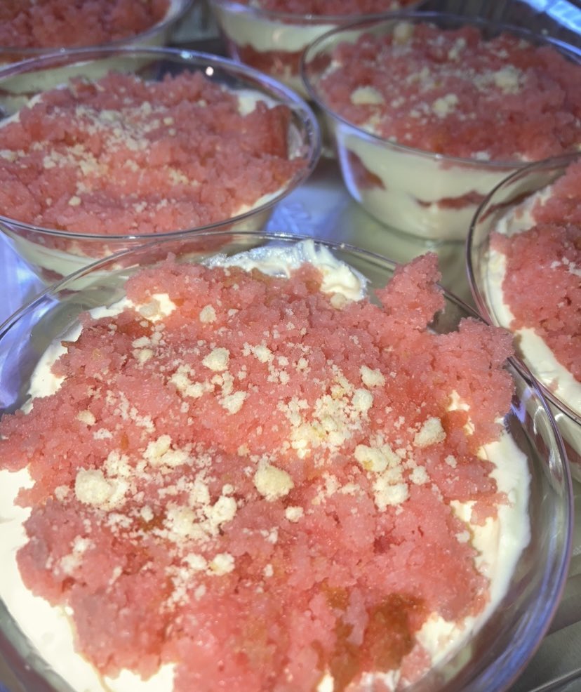 CHYPUDD's tweet photo. #OrangeCreme 🍊 #StrawberryCrunch 🍓#BananaPudding 🍌#StrawberryPudding 🍓
#Orange 🧡 #Strawberry ❤️ #Banana 💛 #Pudding 🍮#Dessert 🤍 https://t.co/83ZfLAyzEk