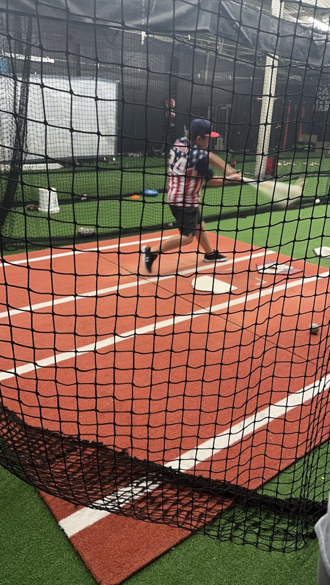 Gbrady24's tweet photo. Doesn’t matter the time when my hitting coach says come, I show up. @CoachCoxBSB  #hittershit @carolina_rays https://t.co/TdduJ75N1M