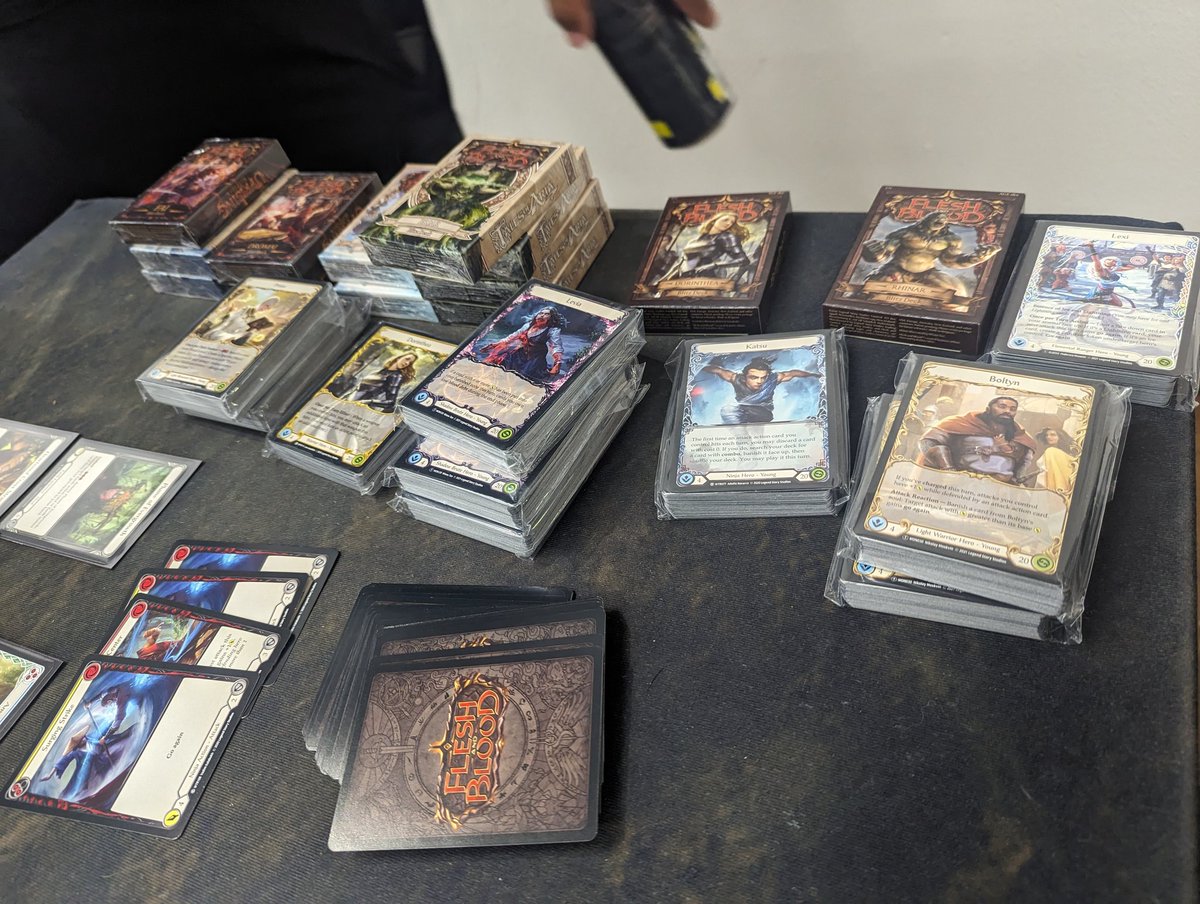 Learn to play @fabtcg at @BruteForceMTG. 7 new players tried out the game!