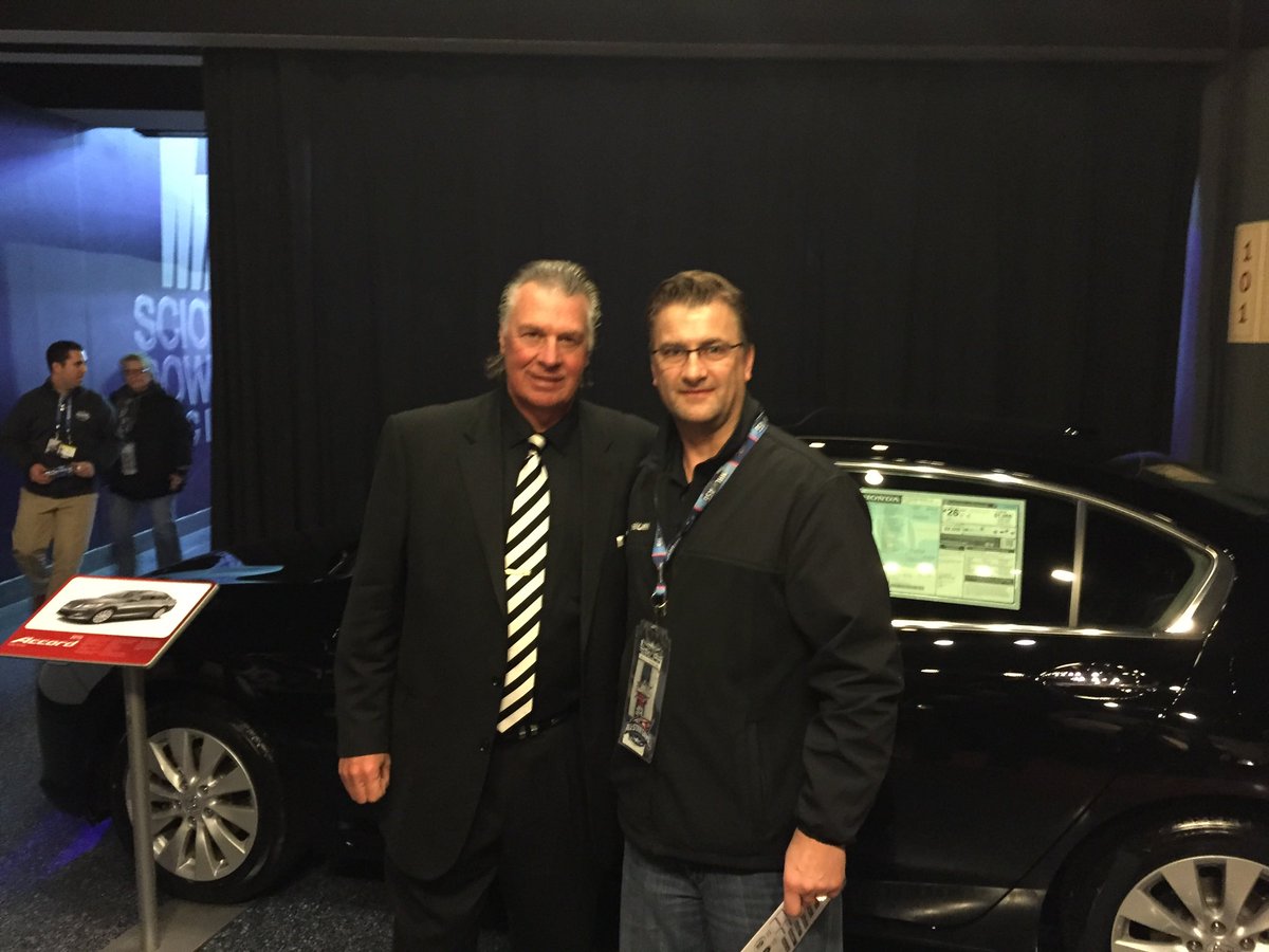 Rob Thompson tweet media