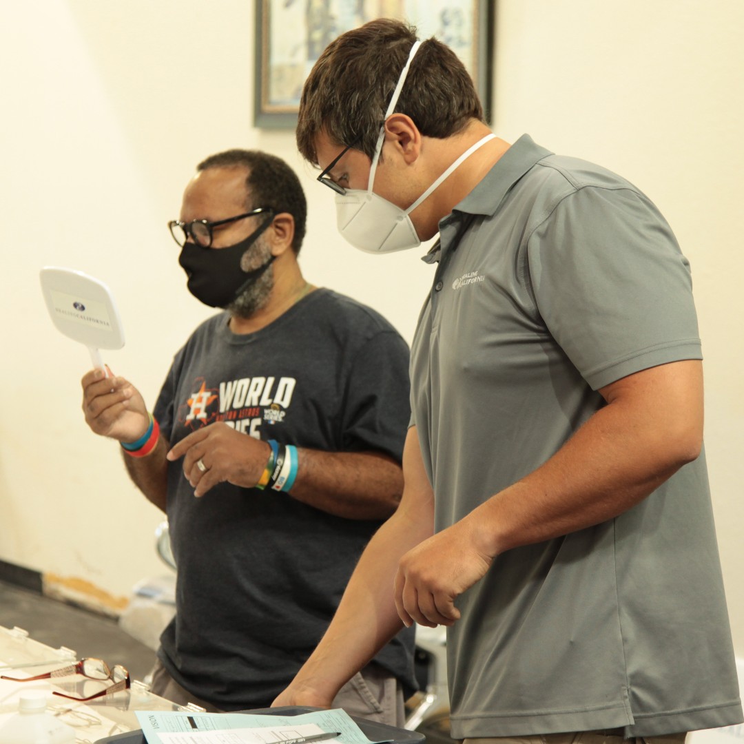 HealCal's tweet photo. In 2022, you helped us give away over 2,000 pairs of prescription glasses. How many more can we do this year?

#WorldSightDay #freevisioncare #freeglasses #visionhealth #eyeexams https://t.co/aCMjc2bsbZ