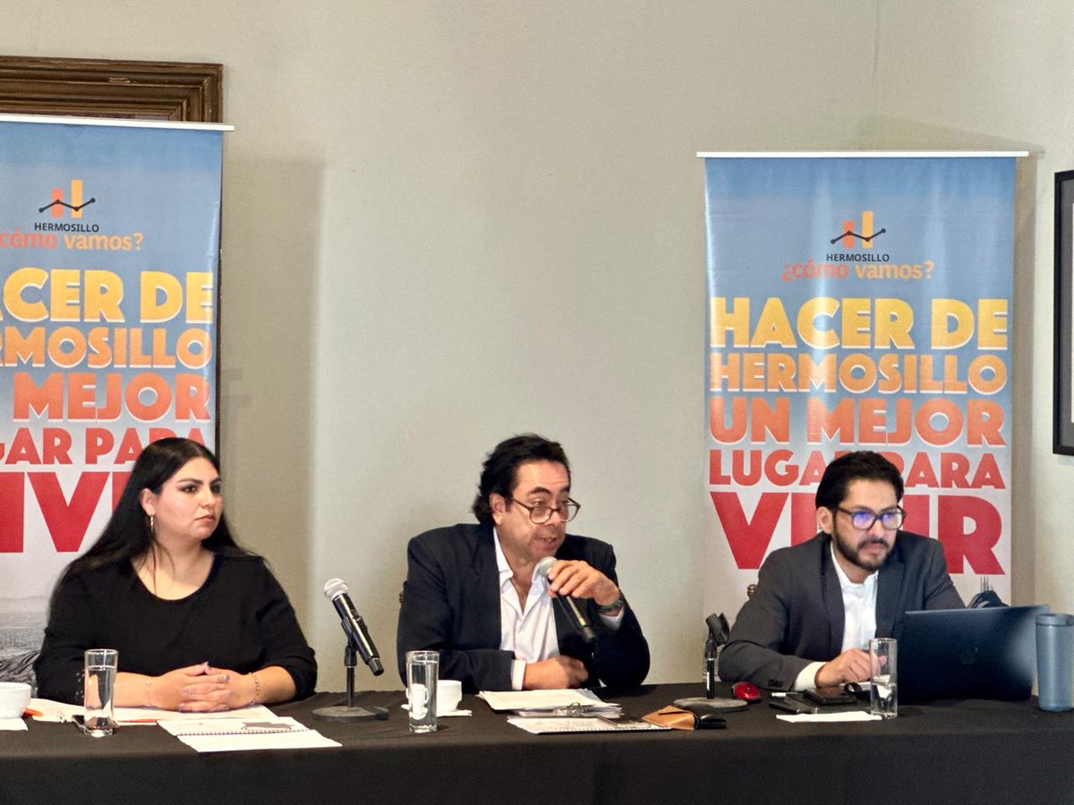 hmocomovamos's tweet photo. En conferencia de prensa con motivo del #DíaMundialDeLaSaludMental @ErnestoUrbinaM
, @jflaborin y @psicbriyitte presentaron datos reveladores sobre adicciones, suicidio y ludopatía.
Información disponible en nuestro boletín: ➡️https://t.co/015TVk8jm1 https://t.co/zVxzCMewHT