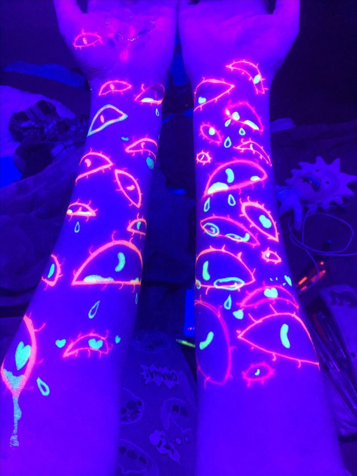 Made some drawings that glow in the dark, reminds me of my best friend
