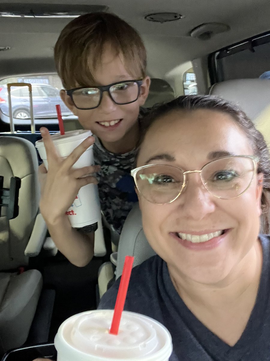 Sonic Fundraiser Nite for <a href="/AustinElem/">Austin Elementary</a> &amp; he got his fave drink: Vanilla Dr. Pepper w/sweet cream. Verdict: “Tastes just like heaven!” 🤣🥰 @coppellisd