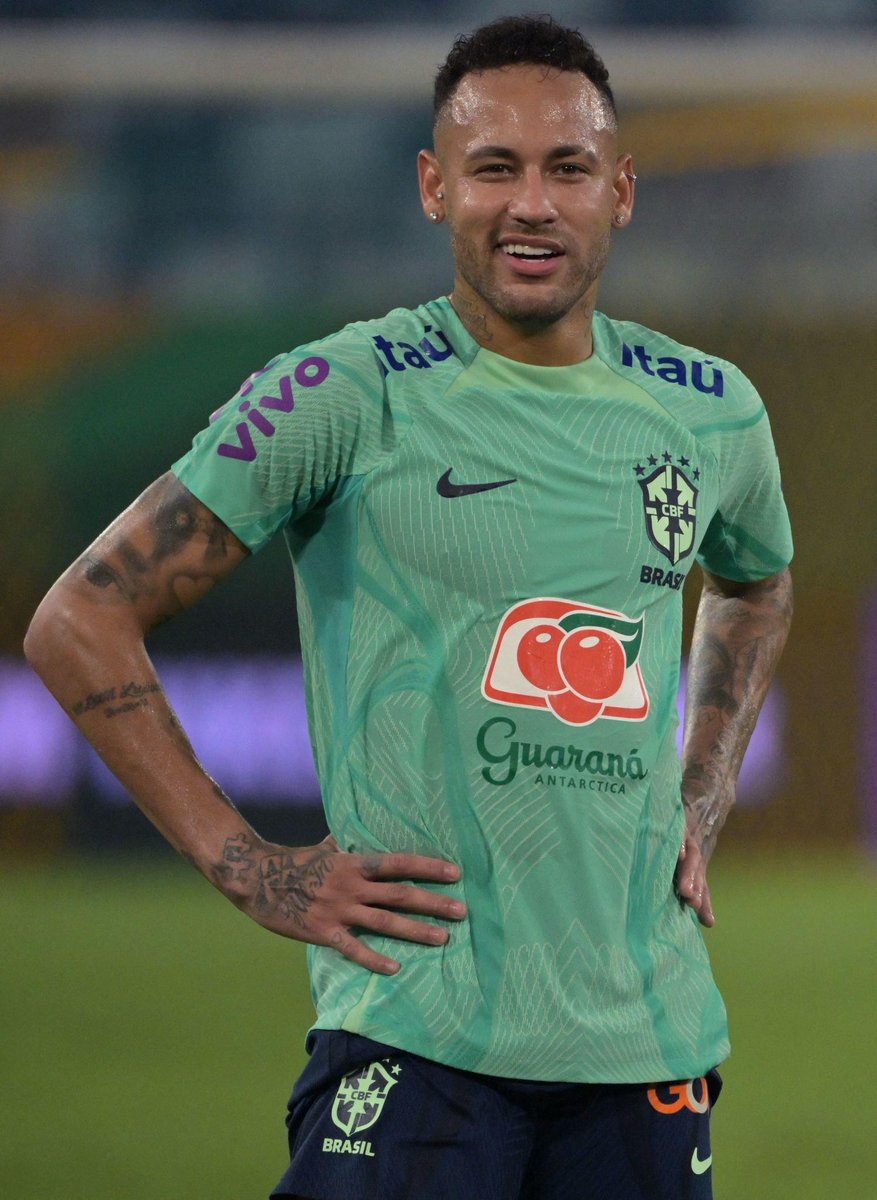 THE KING 👑
