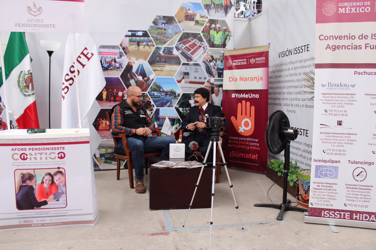 IsssteHidalgo's tweet image. … “Dra. Columba Rivera Osorio” de Pachuca; nos acompañó a entrevista en el stand de #IsssteHidalgo de la @FeriaHidalgo, con el objetivo de llevar a cabo el fomento a la mejora en la calidad de la atención hacia las y los derechohabientes.

#EstamosTransformandoAlIssste