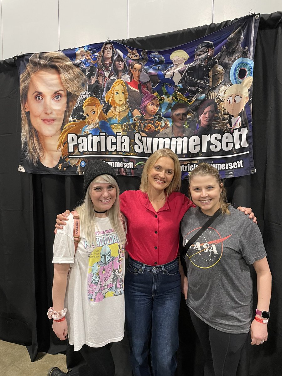 What a wonderful weekend! Getting to hang out with old friends, making some new friends, meeting the voice of Zelda and the OG Ash, and eating churros. If you get the chance to go to a collectacon, go! You won’t regret it.