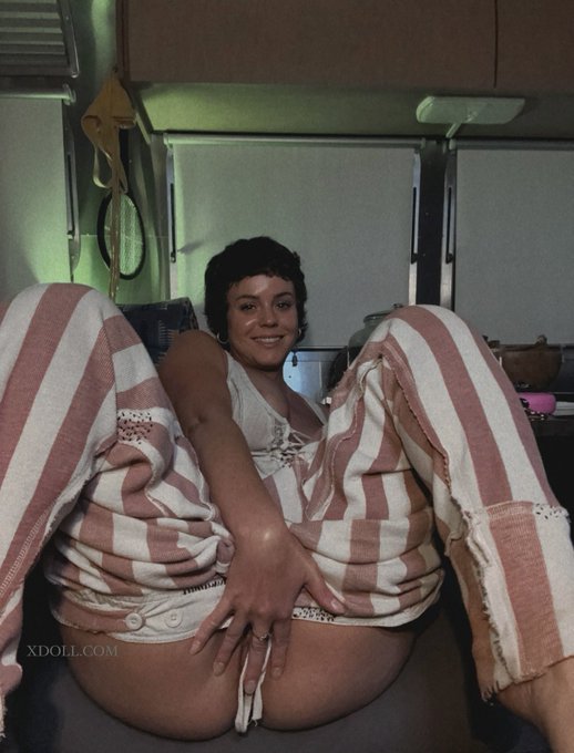 I double dare you 🙈🤤💦💦💦💦 . https://t.co/HLV3kS3qXT 🙈 #rahyndeejames https://t.co/koSeIkmuKK<a href="/tag/rahyndeejames"class="tags"><span>#rahyndeejames</span></a>