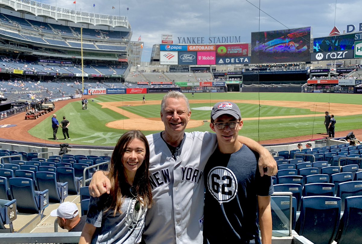 GeorgeFalkowski's tweet image. Can’t list everyone and everything but what a year meeting strangers from Twitter! Let’s do it again in 2024! #StrangerDanger @EPro04 @jj9892454 @NHbskraus and many more!