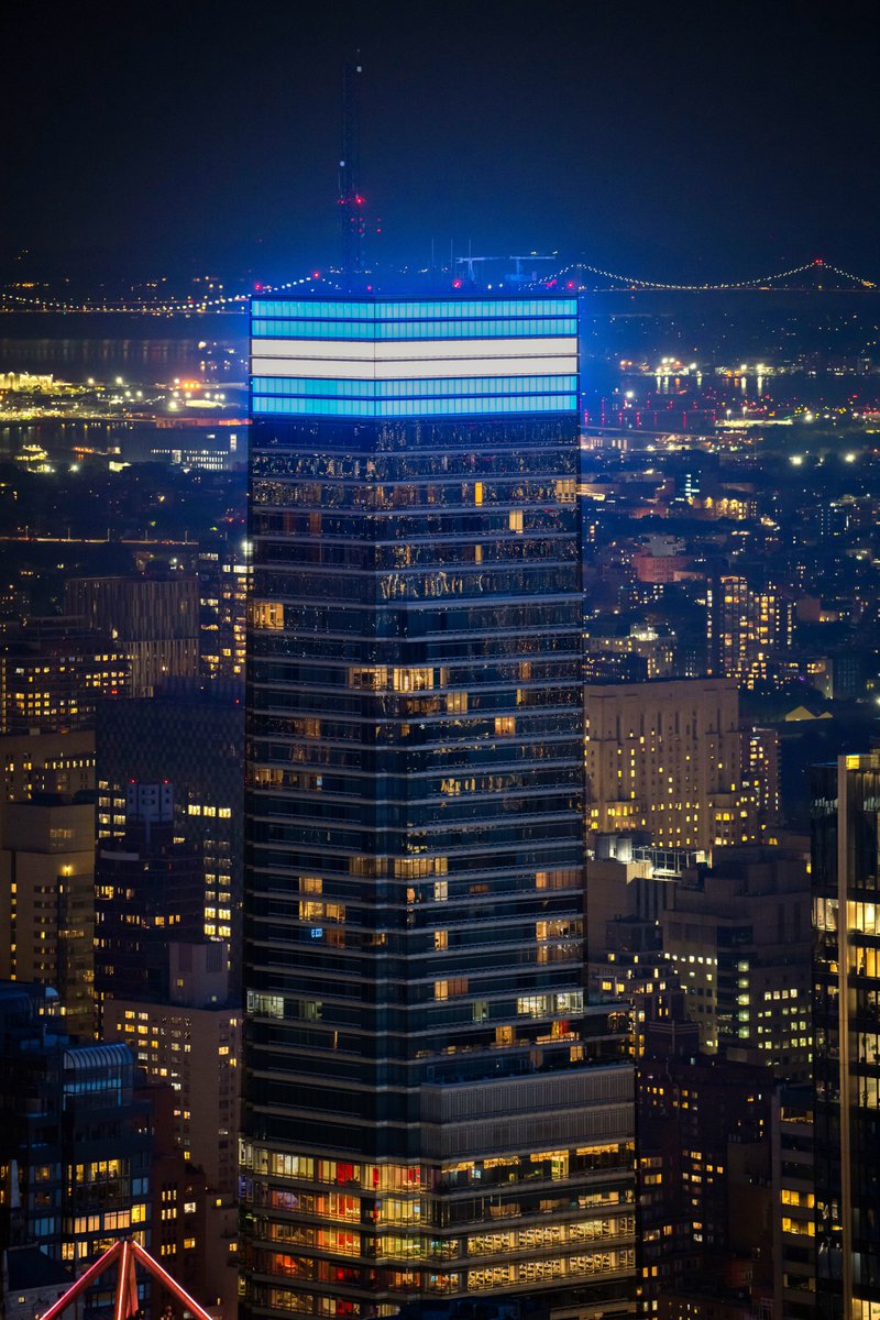 Tonight, the lights at <a href="/Bloomberg/">Bloomberg</a> HQ in NYC shine in blue and white in support of the people of Israel, in honor of those who risk their lives for Israel's freedom and security, and for those lost in this week's attacks.