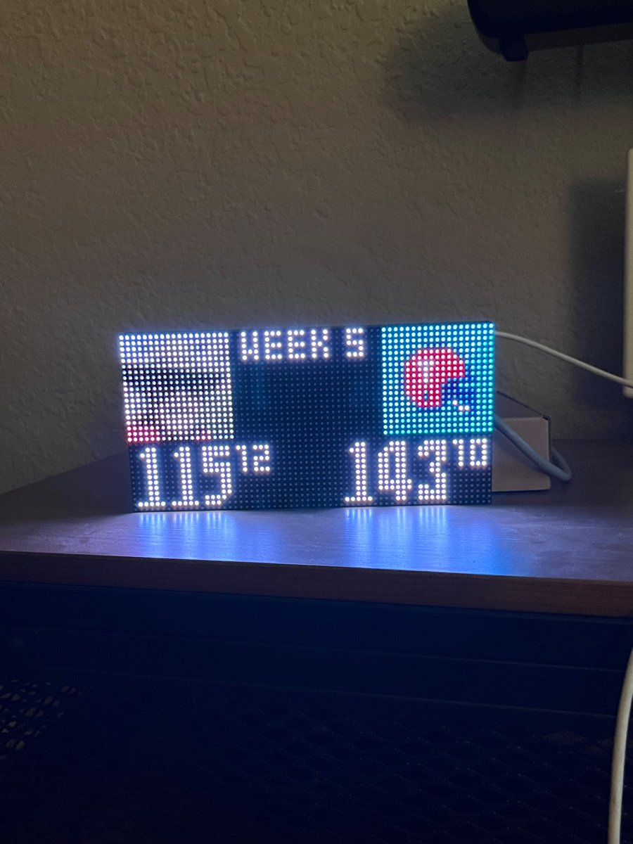 AlexGilbertson's tweet image. Fun raspberry pi project I’ve been working on lately. #raspberrypi #ledmatrix