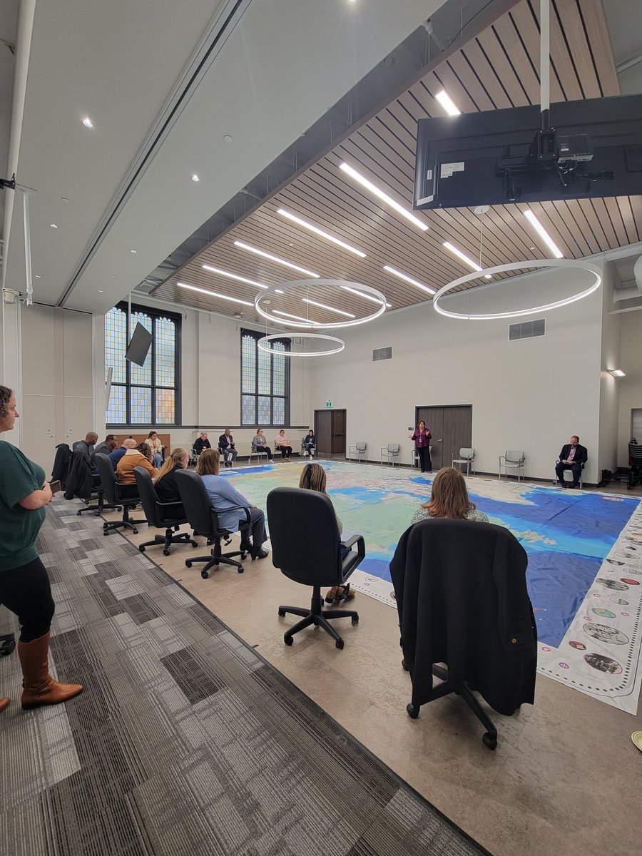 #tuesdaytalk- Learning with our board staff using the Inginenous Map of Canada. Thank you, Ms.Staats and Ms.Popert, for leading this very important work. #truthandreconciliation <a href="/WCDSBNewswire/">WCDSB</a> @TyroneDowling