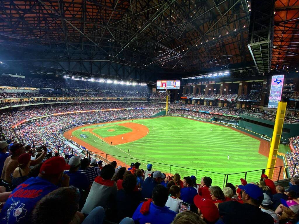 drummermoe's tweet image. Sometimes #wideangle is the way to go. Playoff #baseball, baby!
.
.
.
#Texas #Rangers #TexasRangers #Baltimore #Orioles #BaltimoreOrioles  #mlb #ALDS instagr.am/p/CyPUAdEoHtV/