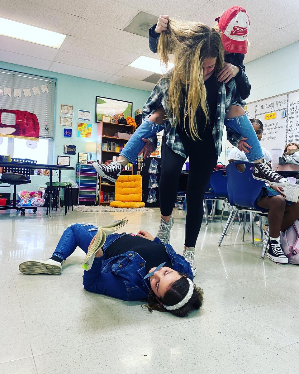 lauren_allinder's tweet photo. Last week’s Tableaux presentations for The Outsiders were full of emotion! I love the energy these kids bring to our classroom! 💕 #AllindersAngels @TweetDCS_HMS https://t.co/QsPyIoIhKy