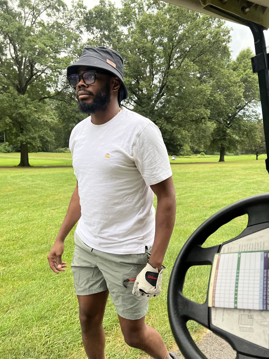 I miss golfing already 😭😭