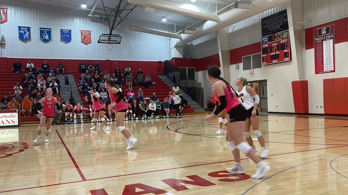 LCC earned a 25-19 first set win over Cedar Catholic.