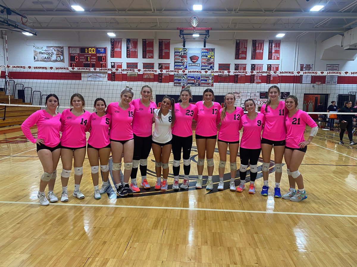 CrestwoodVolle1's tweet photo. Freshmen: loss in 2
JV: win in 2
Varsity: win in 4
Next game: THURSDAY @ HOME,  SENIOR NIGHT. 
🏐‼️🎉
@cwoodreddevils https://t.co/14v3qSlMjh